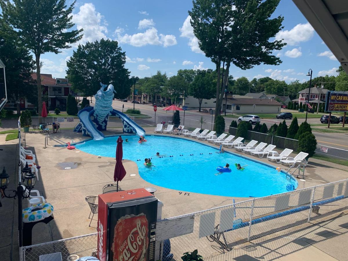 Colonial Motel Wisconsin Dells Εξωτερικό φωτογραφία