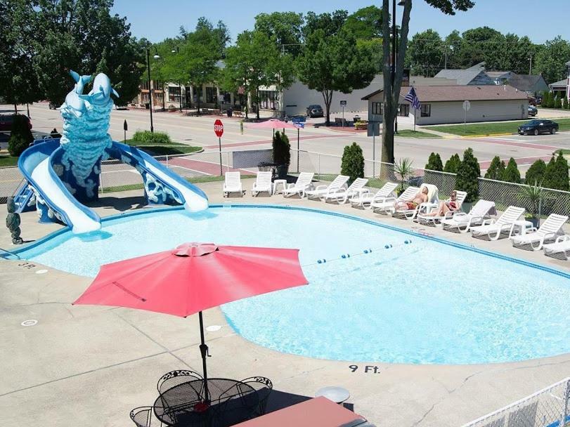 Colonial Motel Wisconsin Dells Εξωτερικό φωτογραφία